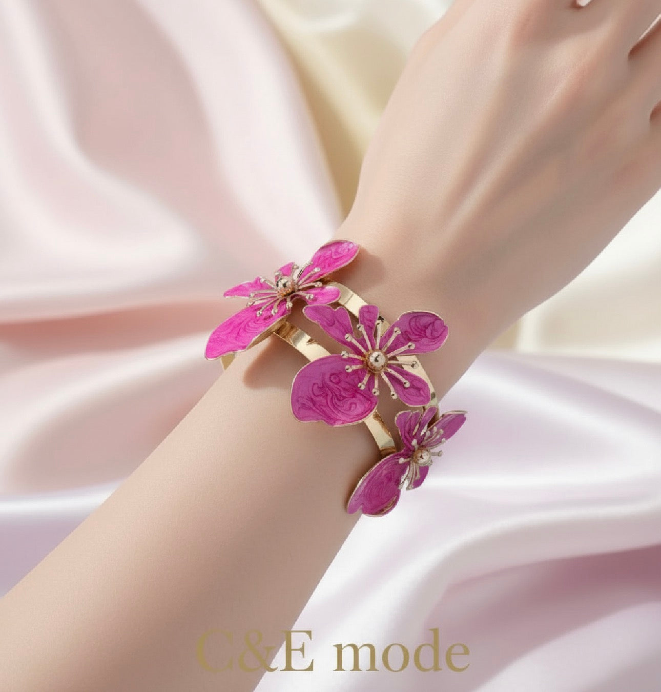 Bracelet élégant floral rose