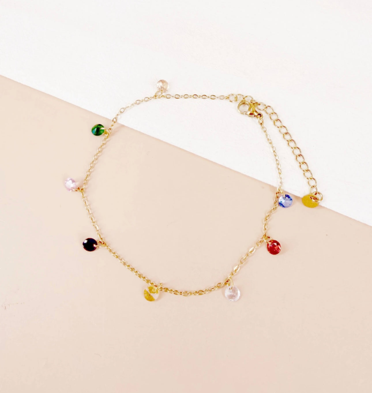 Chaîne cheville strass coloré doré