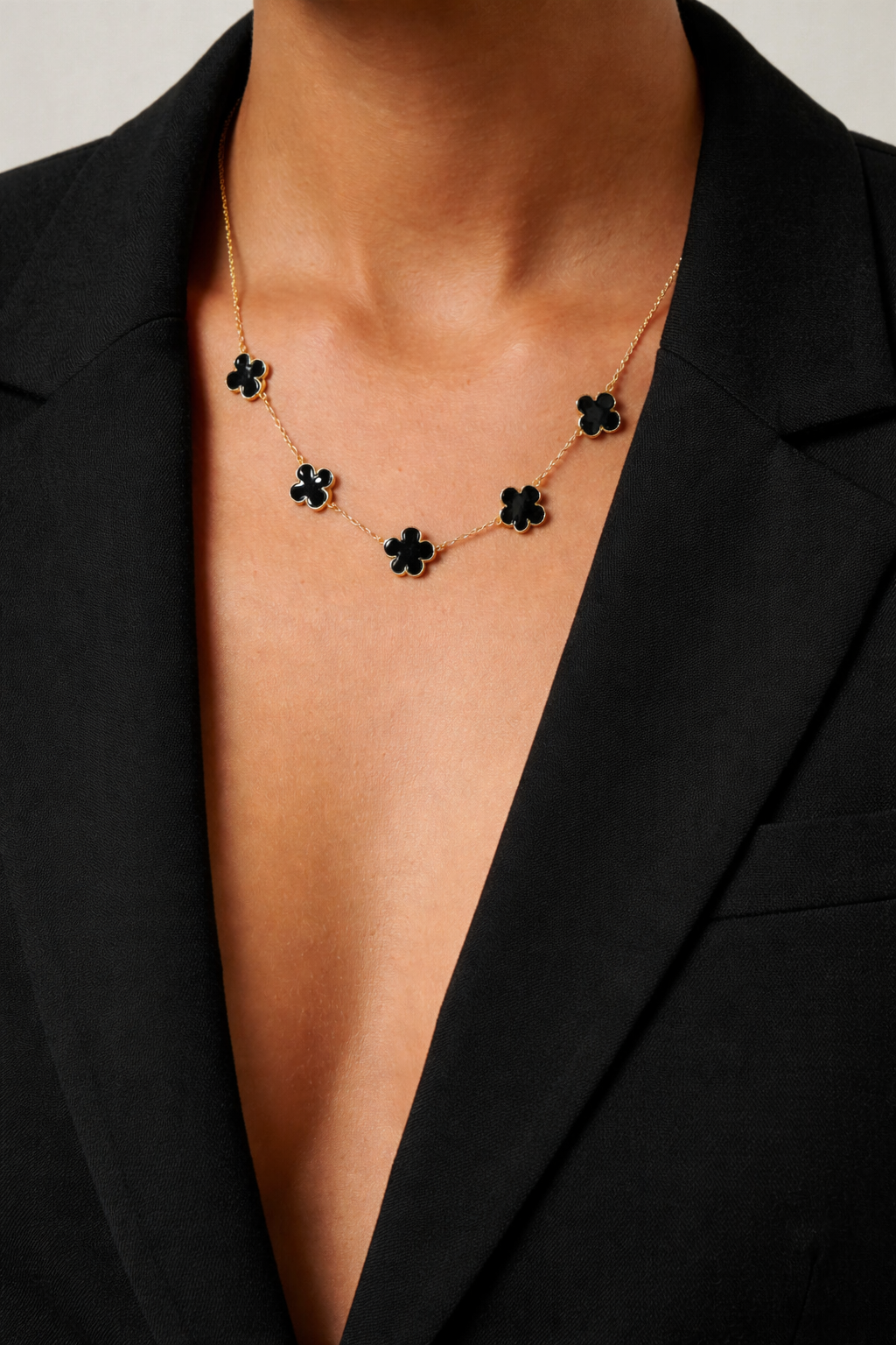 Collier trèfle ♣️ noir doré