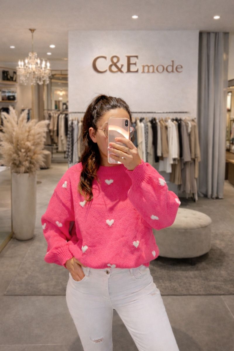 Pull rose motif cœur