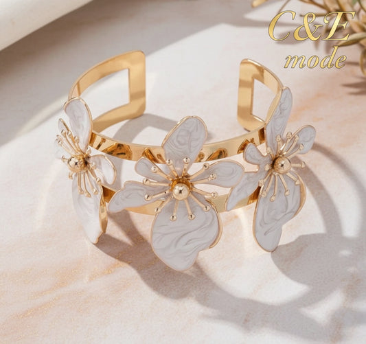 Bracelet élégant floral rose clair